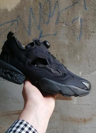 Круті кросівки reebok insta pump5 фото