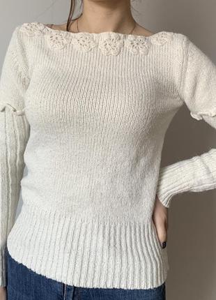 Молочний вязаний светер4 фото