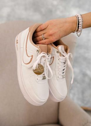 Nike air force 1 07 lx white beige женские демисезонные кроссовки