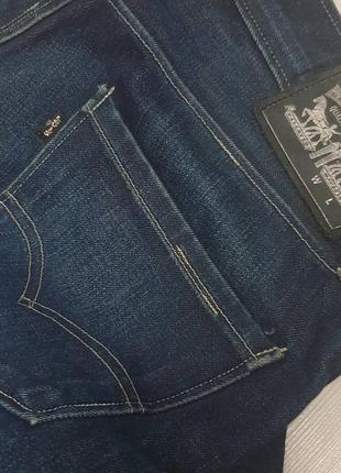 Джинсы levi's