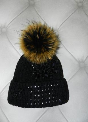 Зимняя тёплая шапка