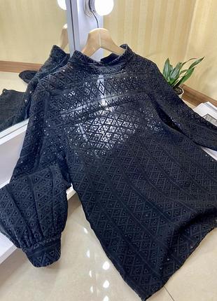 Ажурная блуза чёрная базовая блузка из прошвы