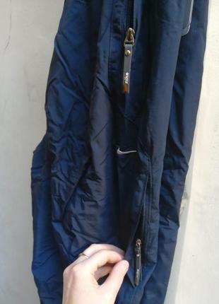 Спортивні зимові штани nike утеплені брюки карго водовідштовхуюча тканина2 фото