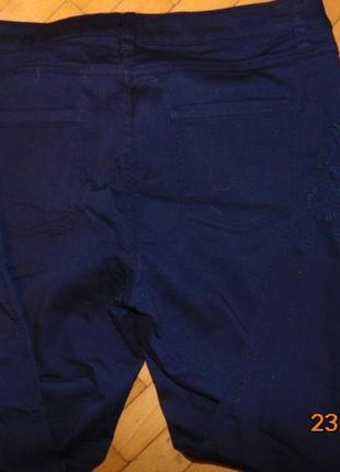 Новие стильние нарядние стрейч катоновие штани бренд essential. м-л .5 фото