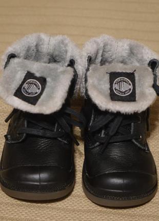 Чудесные фирменные утепленные черные кожаные ботиночки palladium pampa 20 р.2 фото