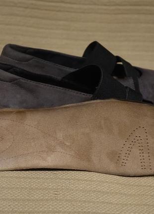 Отменные неформальные замшевые туфли дымчатого цвета clarks artisan англия 41 1/2 р.6 фото