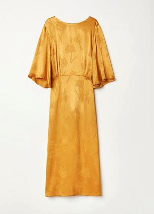Золотое атласное платье жаккард3 фото