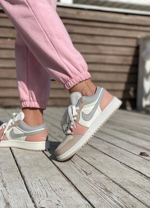 Женские кроссовки nike air jordan 1 low pink grey  36-38-39-40-413 фото