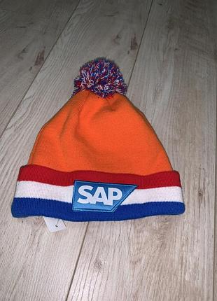 Чоловіча шапка sap