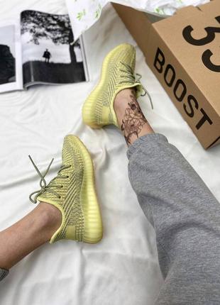 🌿💛adidas yeezy 350 boost💛🌿кроссовки изи бусты 350 женские7 фото