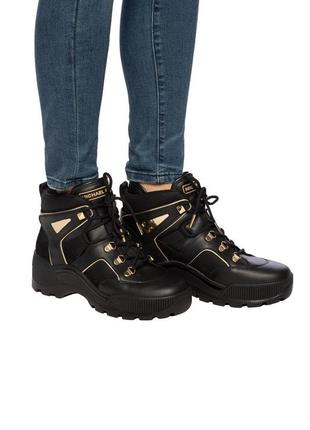 Ботинки демисезонные ,кроссовки высокие черные кожаные michael kors(оригинал)4 фото