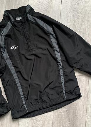 Вітровка umbro на хлопчика.