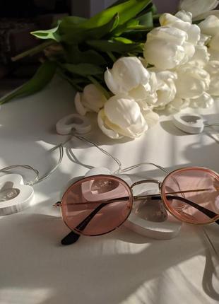 Очки солнцезащитные с розовыми стеклами