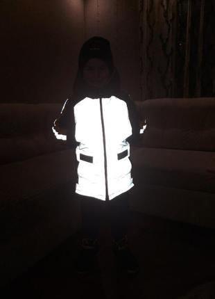 Дитяча рефлективна світловідбиваюча куртка. рефлективна курточка3 фото