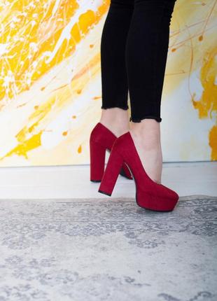Женские туфли красные3 фото