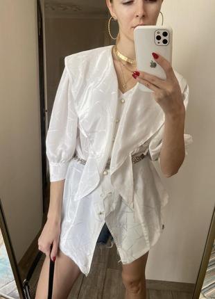 Винтаж.белая блуза с большими рукавами и воротником на пуговицах4 фото