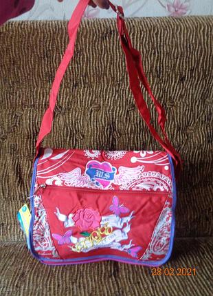 Отличного качества сумки 3 цвета. шаровая цена