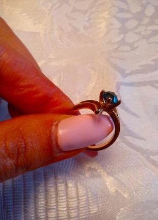 Новое стильное кольцо мед золото, размер 18-18,54 фото