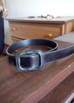 Ремінь лаковий