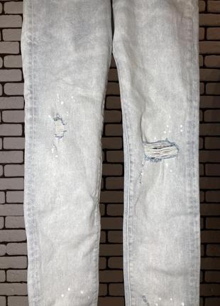 Світло-блакитні джинси з потертостями h&m3 фото