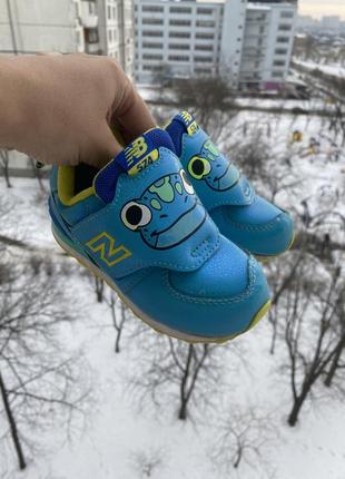 Кроссовки детские new balance