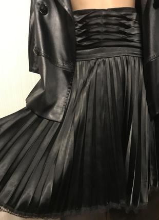 Чёрный атласный костюм юбка плиссировка5 фото