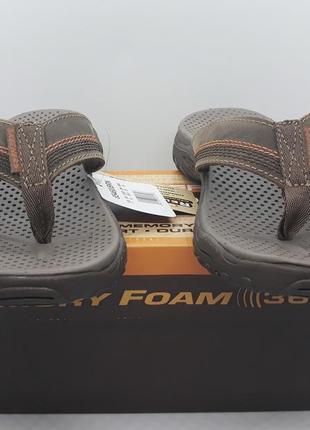 Стильні шкіряні зручні в'єтнамки шльопанці skechers relaxed fit2 фото