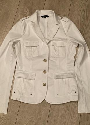 Стильный белый пиджак tommy hilfiger