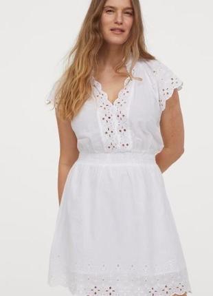 Красивое летнее белое кружевное платье2 фото