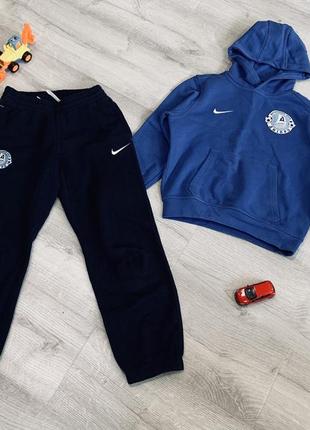 Костюм спортивний nike 8-10 років