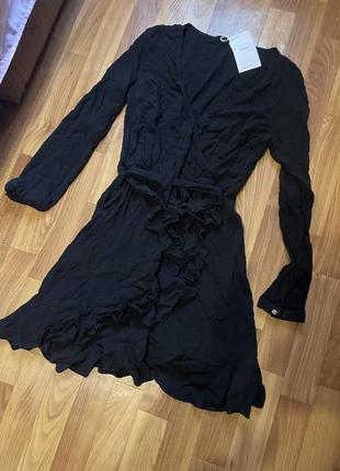 Новое легкое платье на запах с поясом ❤️