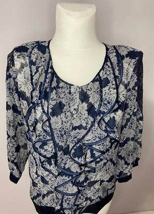 Шифонова блуза з воланами і мереживом на плечах5 фото