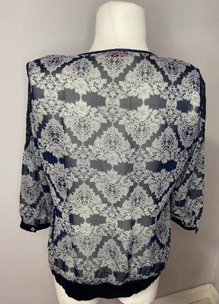 Шифонова блуза з воланами і мереживом на плечах6 фото