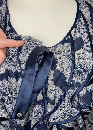 Шифонова блуза з воланами і мереживом на плечах4 фото