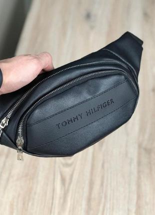 Бананка tommy hilfiger чорна сумка чоловіча / жіноча барсетка2 фото