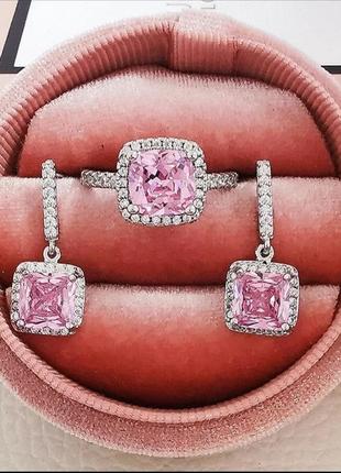 Элегантный нежный серебряный набор серебряных украшений с розовым фианитом кольцо серьги3 фото