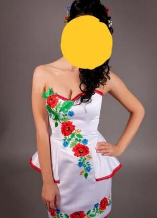 Ошатне (випускне) плаття в українському стилі