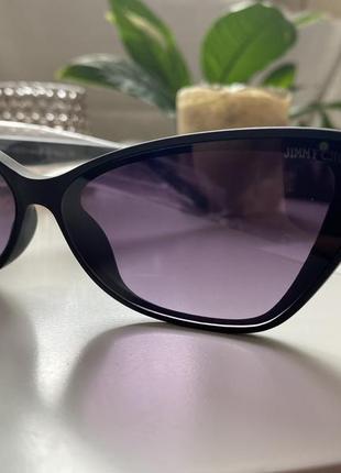 Стильные солнцезащитные очки бабочки2 фото