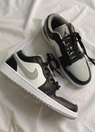 Кросівки nike air jordan 1 mid grey  кроссовки