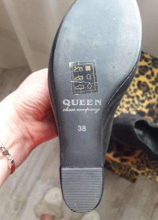 Новые замшевые туфли внутри натур. кожа бренд queen размер 37-37,5-288 фото
