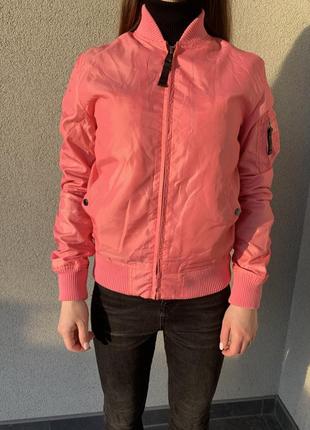 Alpha industries жіночий бомбер