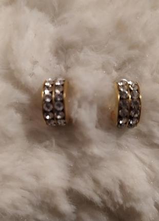Сережки гарні