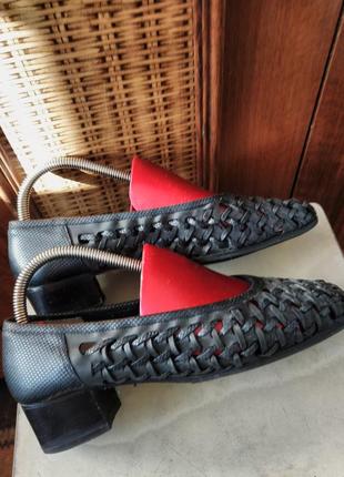 Кожаные итальянские туфельки на лето от известного бренда.5 фото