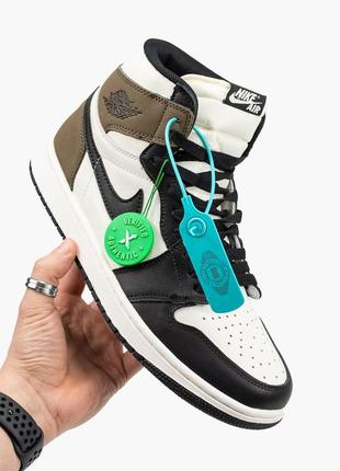 Кросівки nike jordan 1 retro high dark mocha кроссовки3 фото