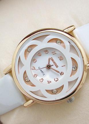 Женские часы "ромашка"