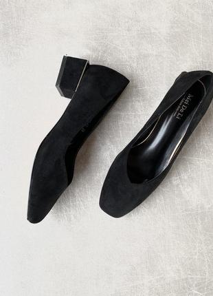 Стильные необычные чёрные лодочки туфли/наложка