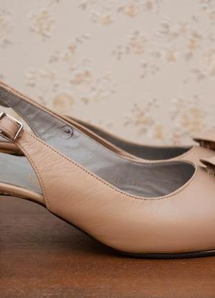 Чудесные кожаные женские туфли босоножки 37 р. винтаж в идеальном состоянии. ссср2 фото