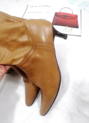 Рыжие кожаные сапоги на шпильке острый носок коричневые camel5 фото