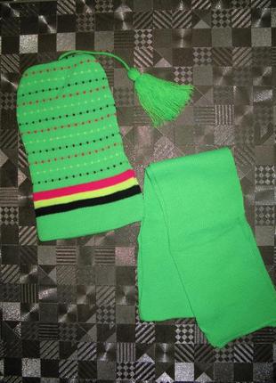 Яркий комплект шапка шарф3 фото