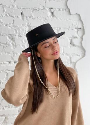 Шляпа женская канотье calabria с металлическим декором и цепочкой черная3 фото